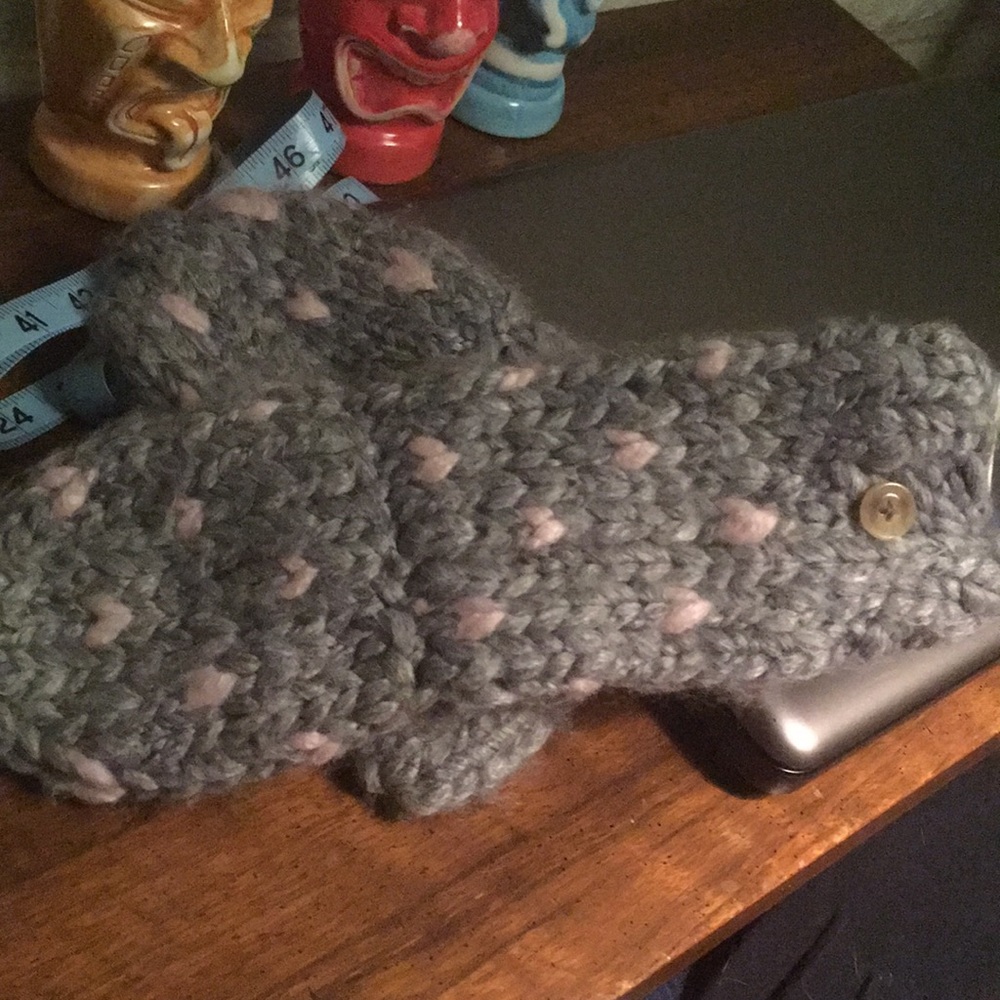 Brand new Rebecca minkoff heart glove